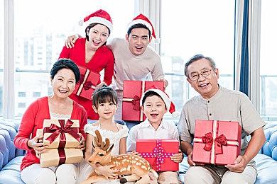 《收获日3》全新预告 展示潜行要素